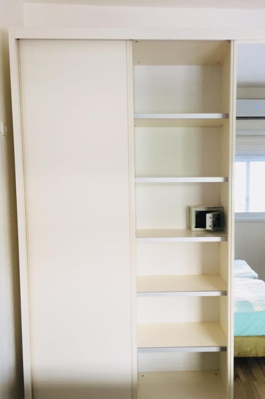 Studio Apartment In Bat-Yam Бат-Ям Экстерьер фото